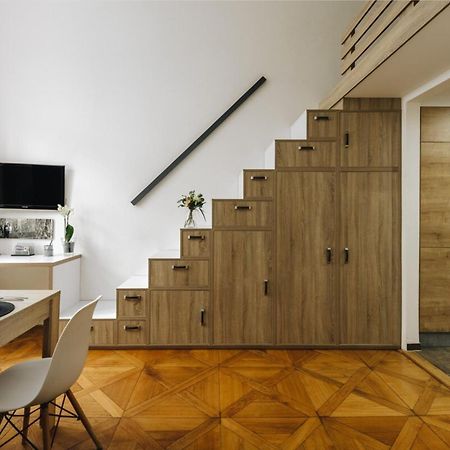 Cozy & Comfortable Apt Walking Anywhere You Want Sen Praga Zewnętrze zdjęcie