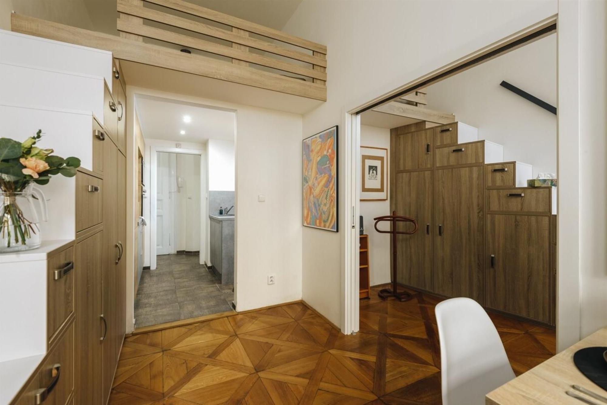 Cozy & Comfortable Apt Walking Anywhere You Want Sen Praga Zewnętrze zdjęcie
