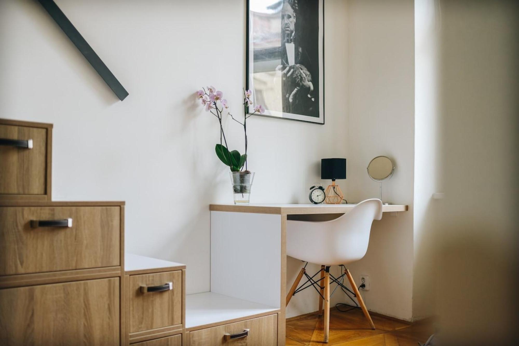 Cozy & Comfortable Apt Walking Anywhere You Want Sen Praga Zewnętrze zdjęcie