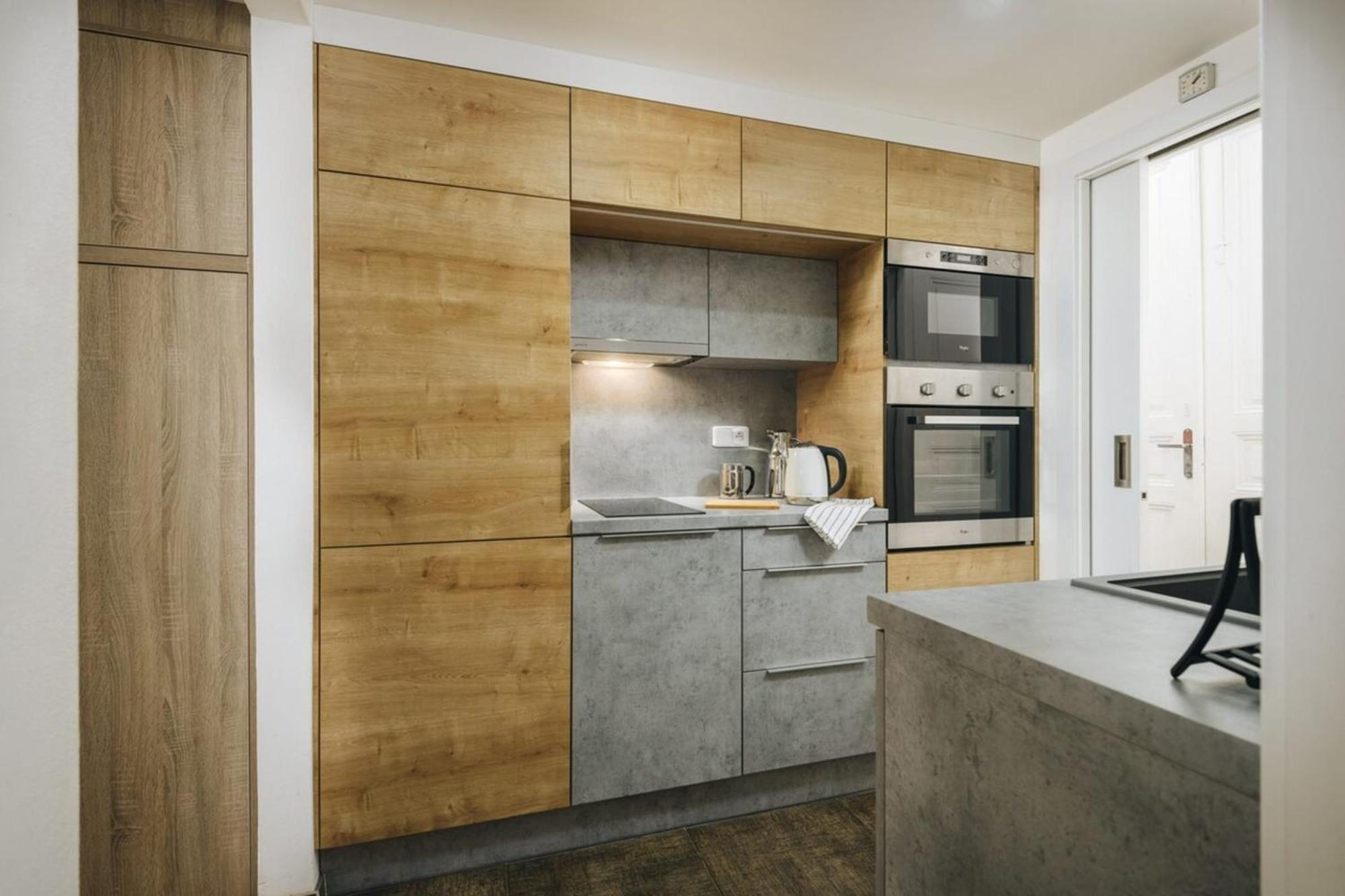 Cozy & Comfortable Apt Walking Anywhere You Want Sen Praga Zewnętrze zdjęcie
